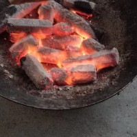 纯荔枝果木粉型炭，质量保障无任何添加杂木粉，有需要联系15013558303